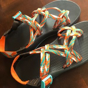 Chacos size 8 orange and teal double strap
